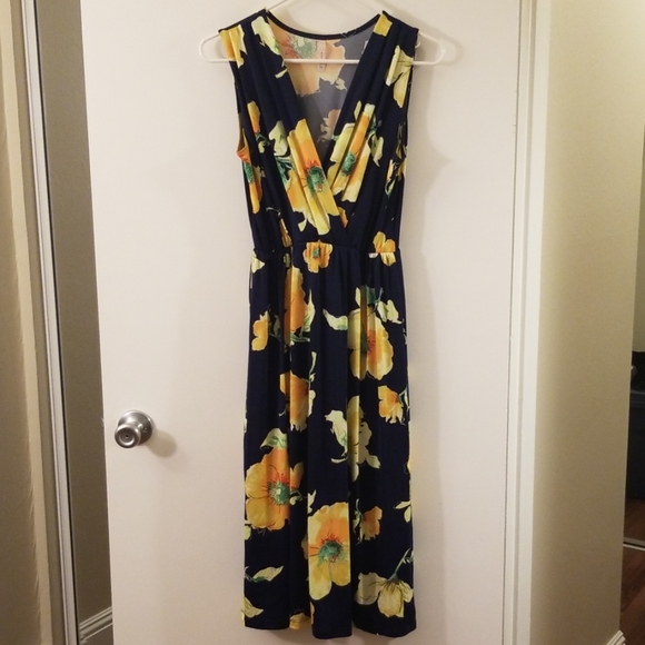 Modcloth Dresses & Skirts - Modcloth Travel Sprightly Dress